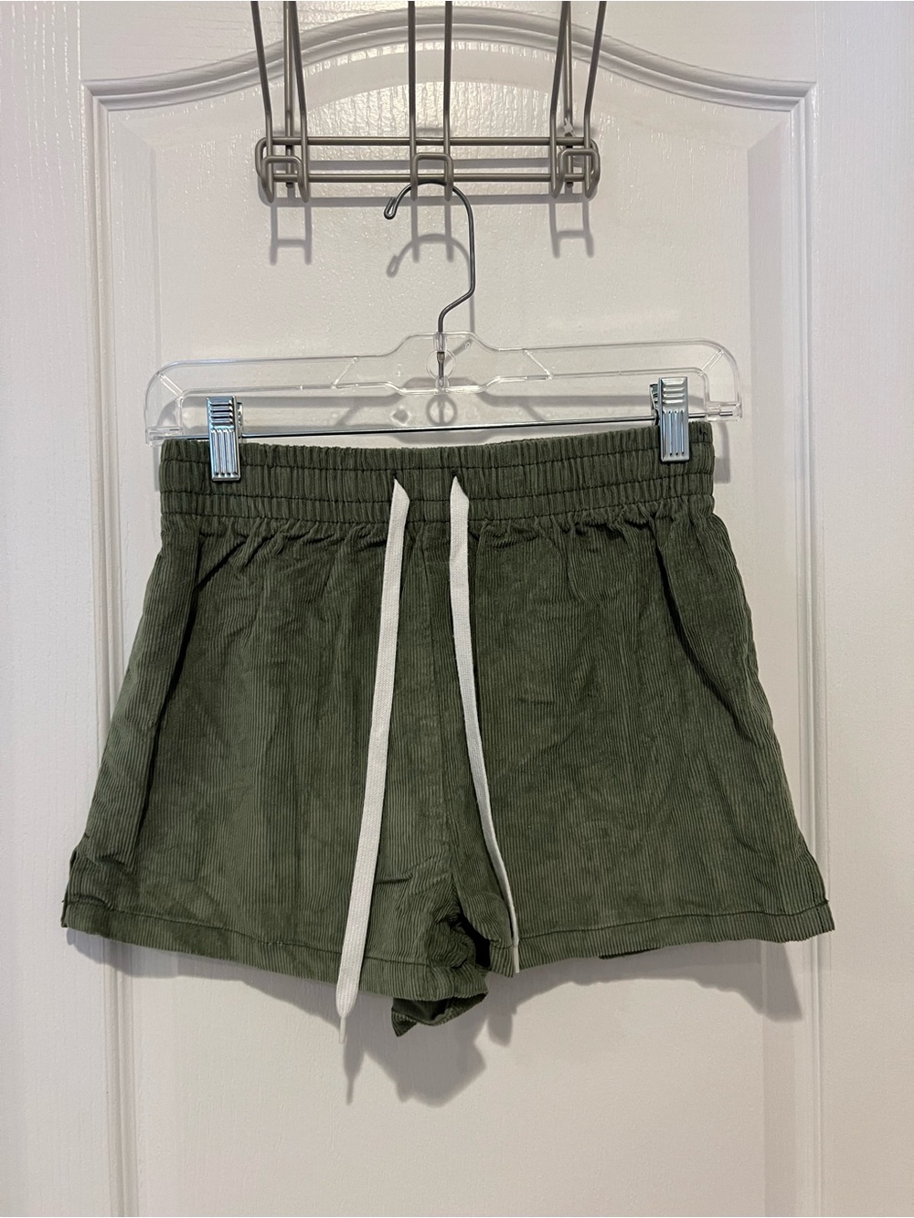 Urban Outfitters Olive Green Corduroy Drawstring Shorts girls/womens